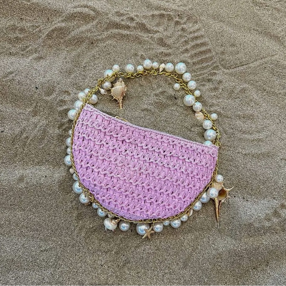 NWT Lavender Shell Straw Top Handle Bag | Pearl & Gold Vacation Must-have 🆕 - Picture 5 of 9